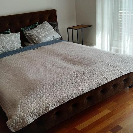 אוסטראון Antresola Apartament Zeta Park מראה חיצוני תמונה