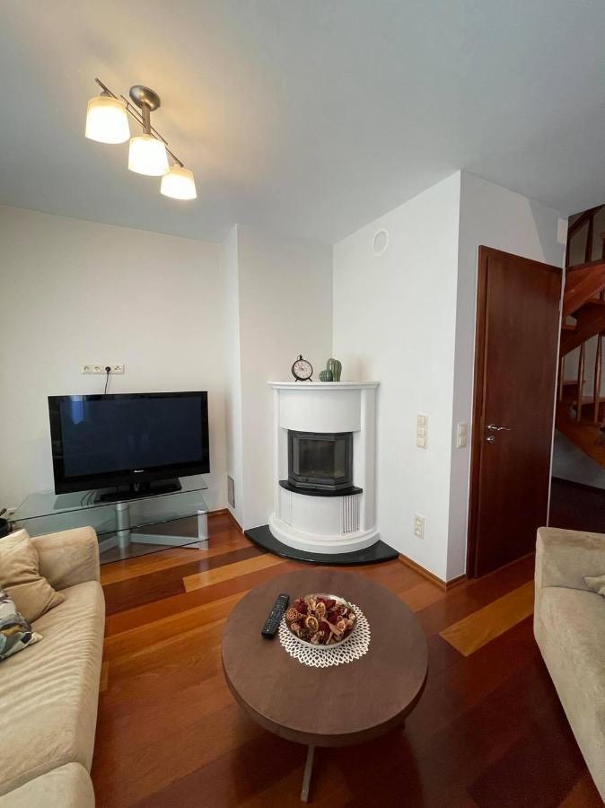 אוסטראון Antresola Apartament Zeta Park מראה חיצוני תמונה